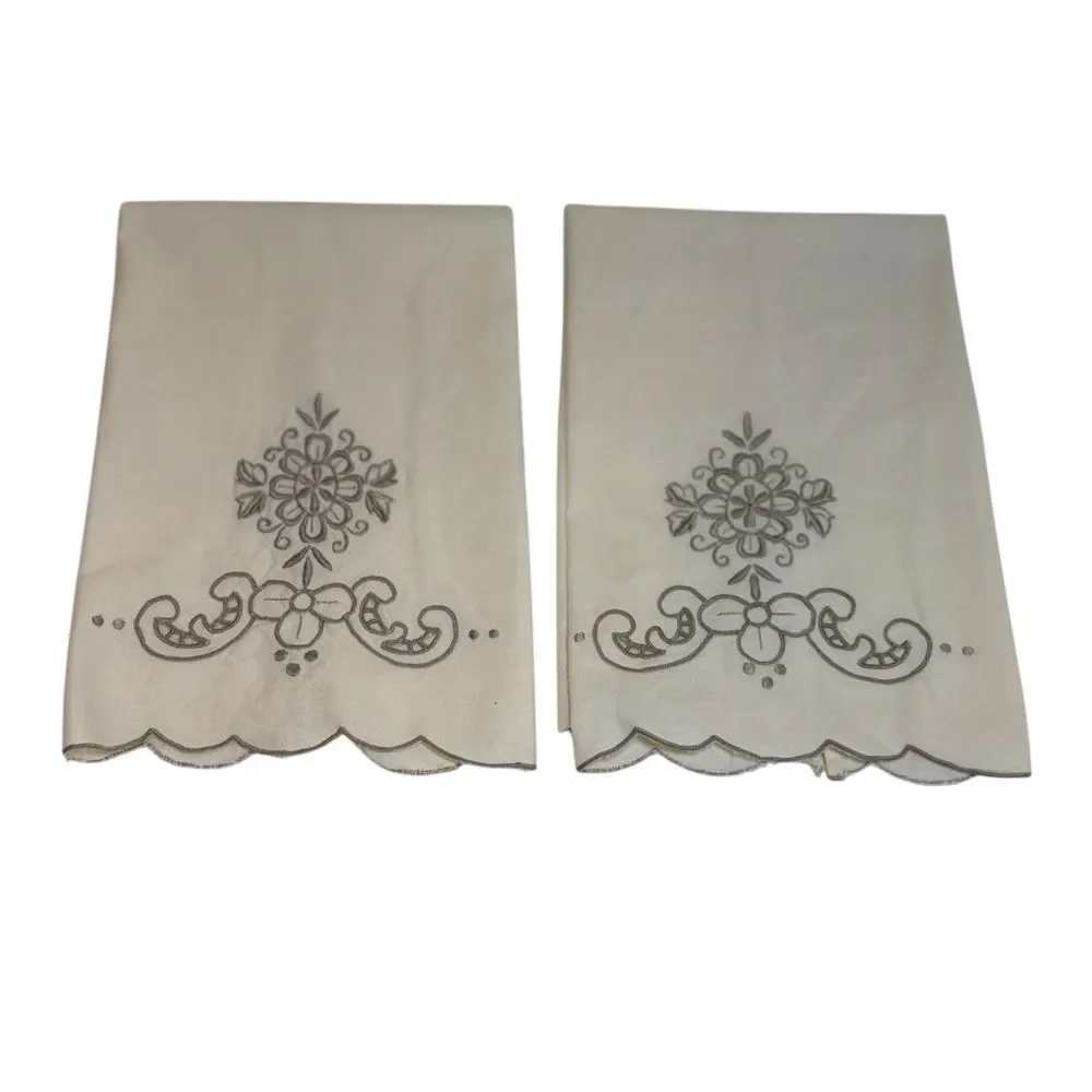 Vintage Embroidered Cream Napkins Set of 2